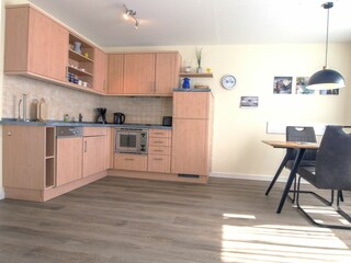 Essbereich mit Küchenzeile