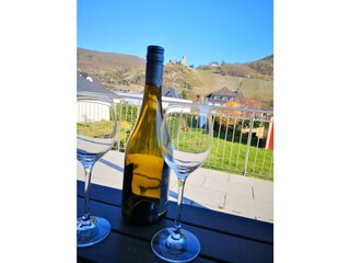 Genießen Sie Aussicht und Wein