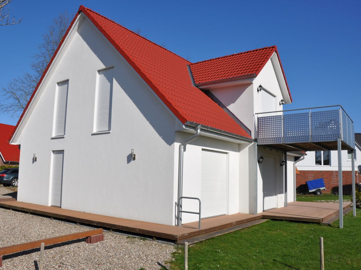 Ferienhaus Veenhuus Kellenhusen mit Parkplätzen am Haus