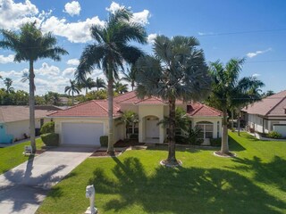 a dream vacation in a dream villa in Cape Coral