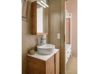 Second Bathroom/First Floor