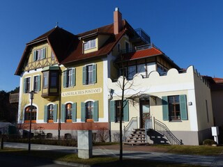 Der historische Altbau des Kaiserlichen Postamtes