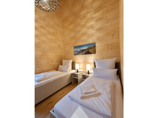 Schlafzimmer 2 mit 2 Einzelbetten