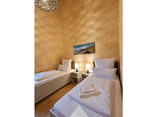 Schlafzimmer 2 mit 2 Einzelbetten