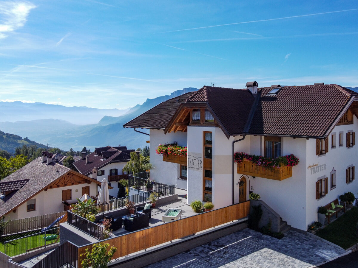 Haus mit Blick zum Kalterer See