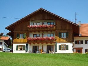Ferienwohnung 3 - im Pferdezentrum Füssen