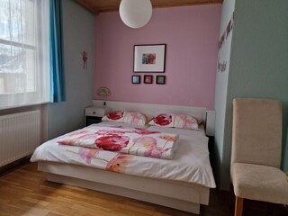 Schlafzimmer 2