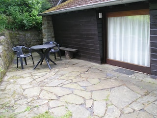 Ostterrasse (Morgensonne)