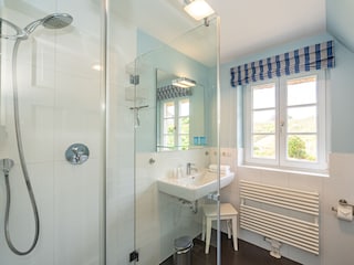 Das Bad im Obergeschoss