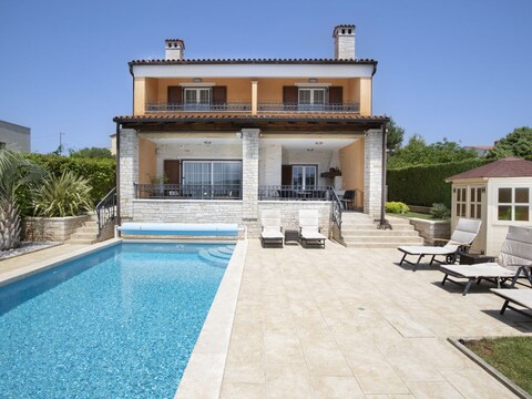 Villa Suprema Pomer