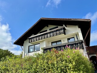 Frontalblick aufs Haus