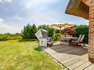Die Terrasse und der Garten
