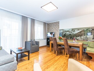 Wohnzimmer App. 2