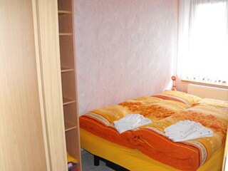 Schlafzimmer 2 mit Doppelbett