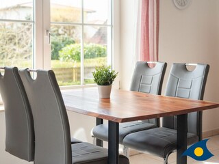 Wohnzimmer mit Essbereich