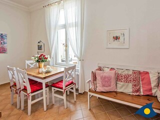 Küche mit Essbereich