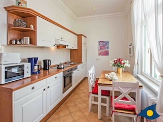 Küche mit Essbereich