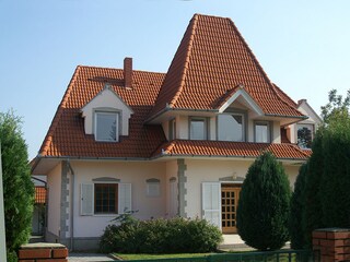 Rosa Haus