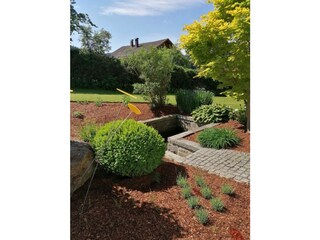 Garten mit Kneipp-Tretbecken