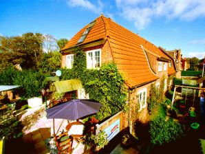 Ferienwohnung 3 im Landjägerhaus am Südstrand - Wyk auf Föhr - image1