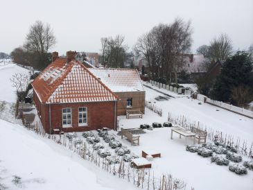 Ferienhaus "Oma Geertje" im Deichhaus am Greetsieler Hafen
