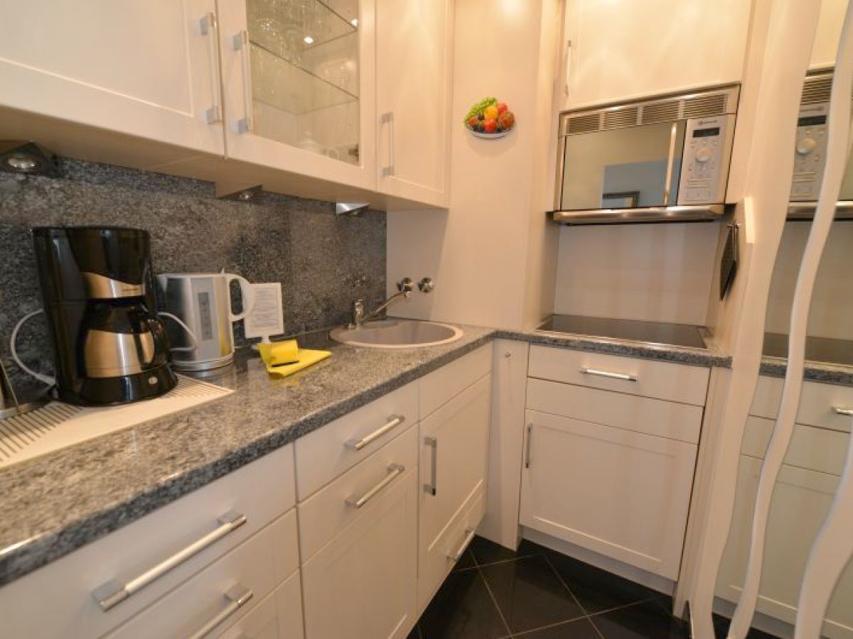 Ferienwohnung Strandhochhaus SHF3, Cuxhaven Sahlenburg - Firma Caroline