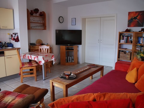 4-Sterne Ferienwohnung rot für Verliebte - Familie Weltmann in Binz