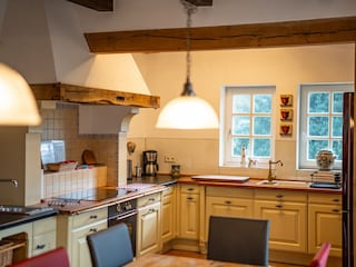 schöne Landhausküche