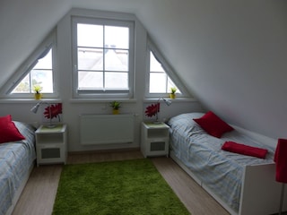 3. Schlafzimmer im DG mit 2 Einzelbetten