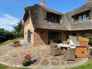 Ferienhaus Reetdach-Doppelhaushälfte T21