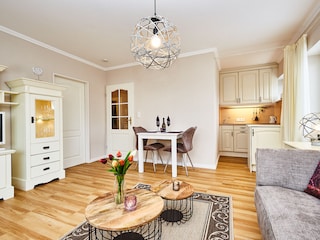 Wohn-/Esszimmer - Rückansicht