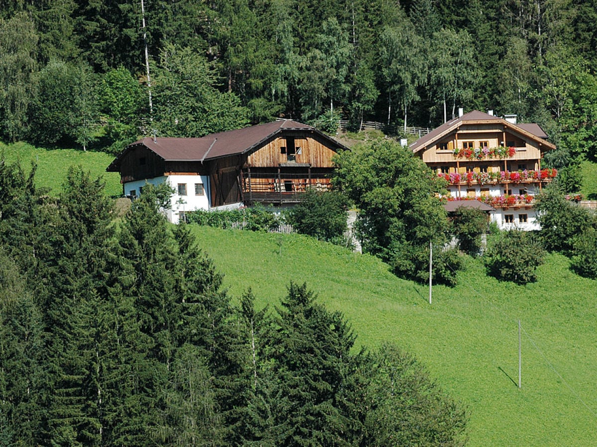 Ferienwohnung Lüsen Außenaufnahme 1