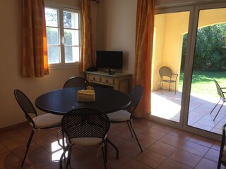 Villa Carros Woonkamer 11