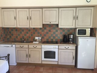 Villa Carros Keuken 14