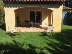 Villa Lou Gourg- Domaine de Respelido