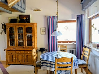 Der Essbereich für bis zu 4 Gäste