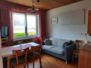 Essraum mit Couch B 2