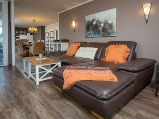 Große Couch zum Relaxen