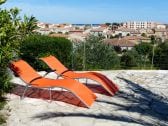 Terrasse mit Aussicht bis zum Meer