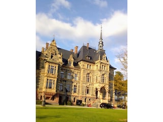 Schloss Lieser zum Kaffee oder Drink an der Bar? 15min