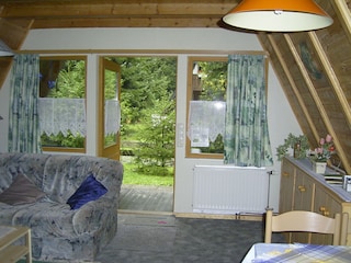 Sitzecke und Eingangsbereich