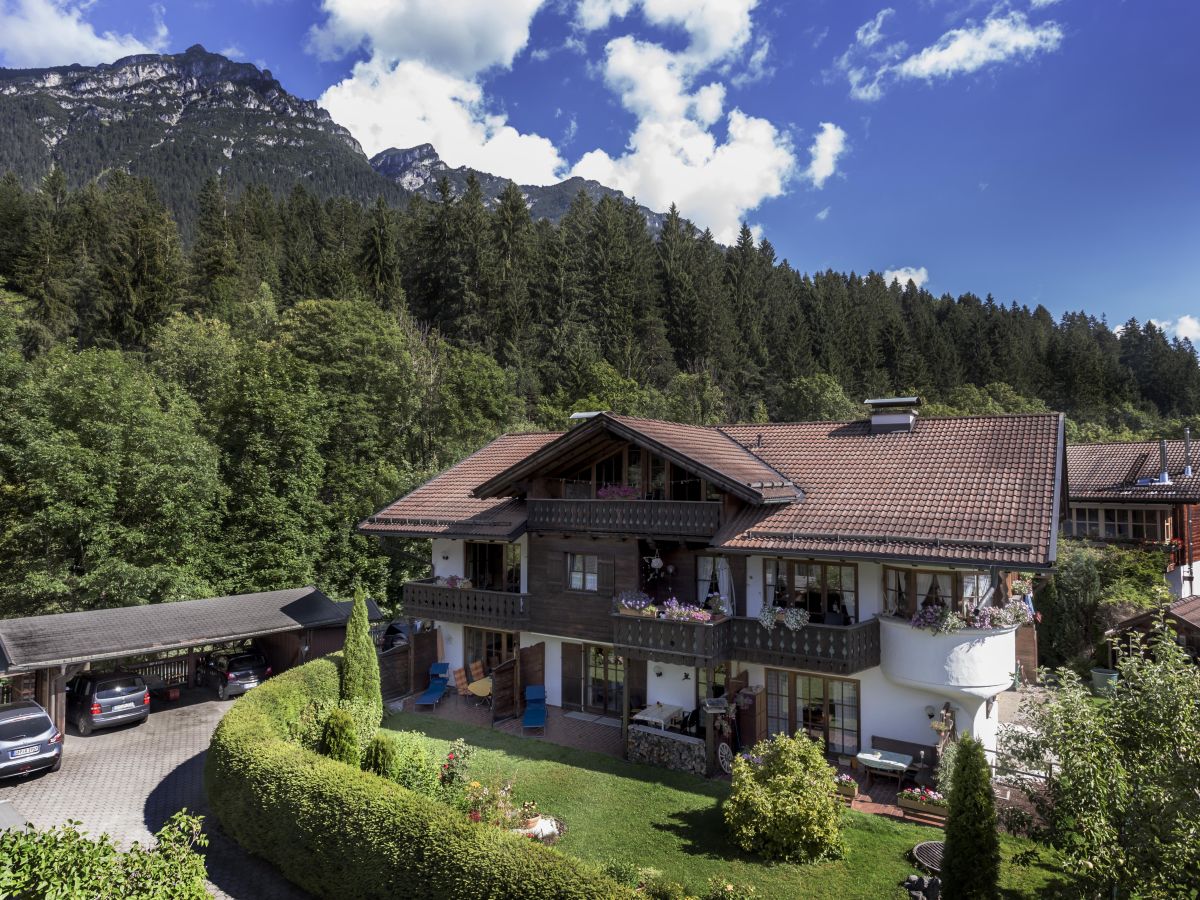 Holiday apartment Apartment 3 - An der Loisach