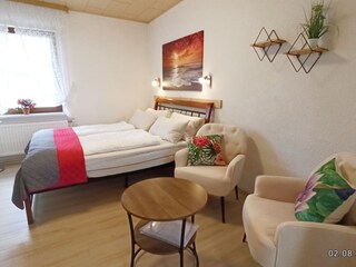 im Wohn / Schlafzimmer