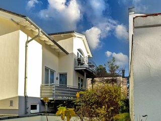 Aussenansicht mit Balkon