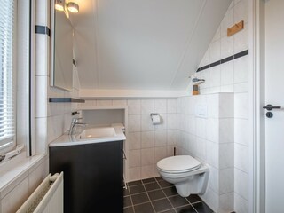 Badezimmer im ersten Stock