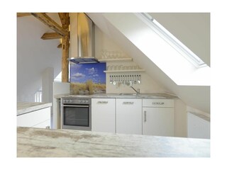 Muschel Whg. Schildkröte - Blick vom Essbereich auf die Küchenzeile