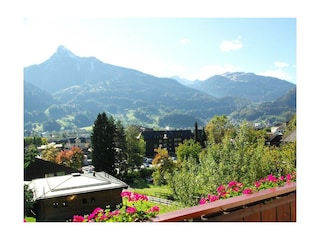 Mit herrlichem Blick auf das Montafoner Bergpanorama