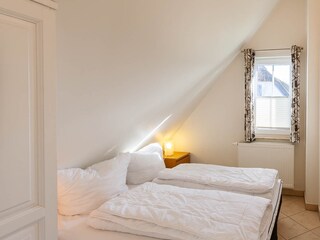 Schlafzimmer 3