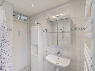 Ferienhaus Julianadorp Badezimmer 24