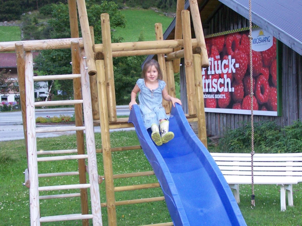 Hauseigener Spielplatz